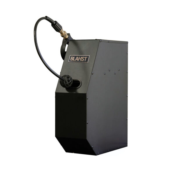 BLAHST R18 Wall-Mounted Pressure Washer