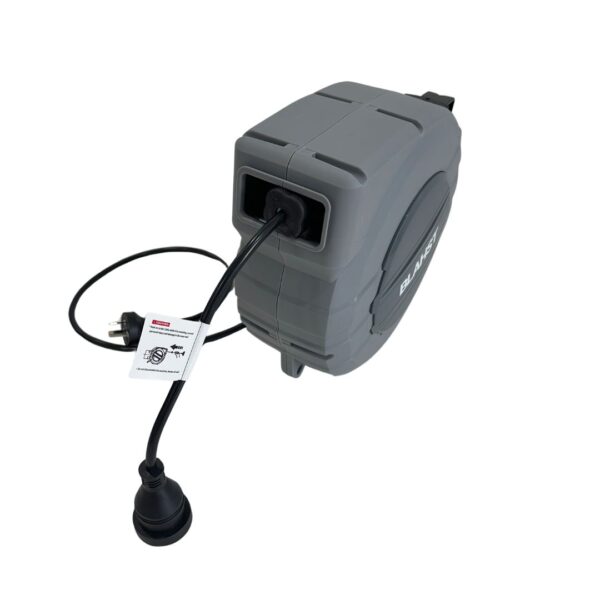 BLAHST 15m Retractable Extension Cord - Image 2