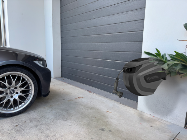30M Ultra Auto Retract Garden Hose Reel - Image 2